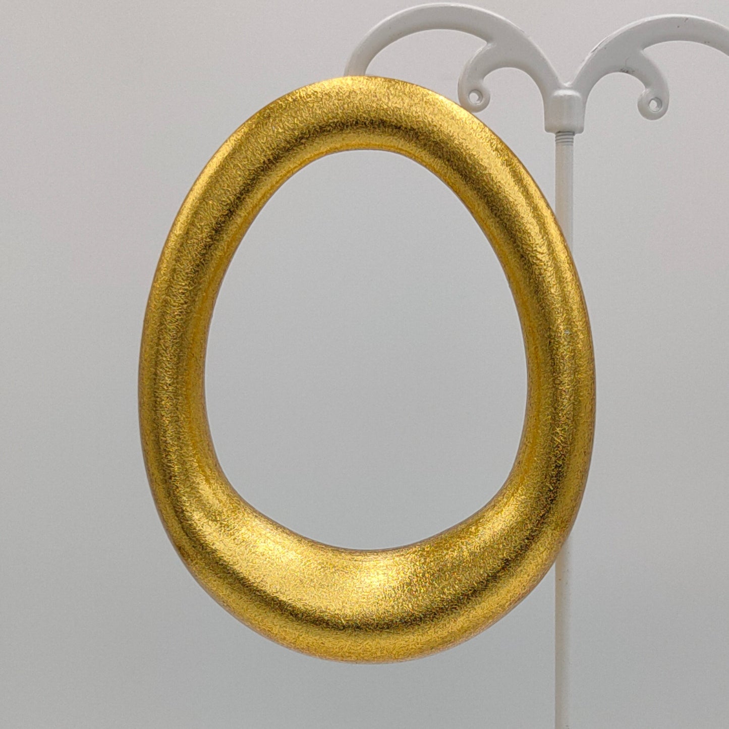 Chunky Hoop Earrings / Gold