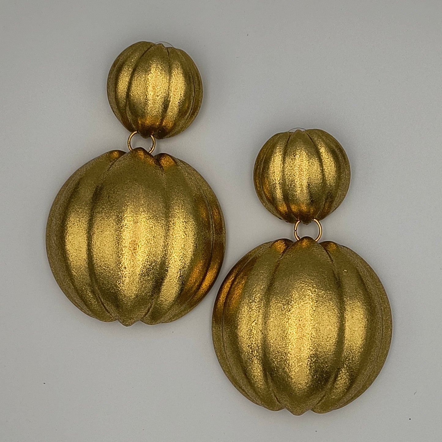 Pumpkin Earrings / Gold