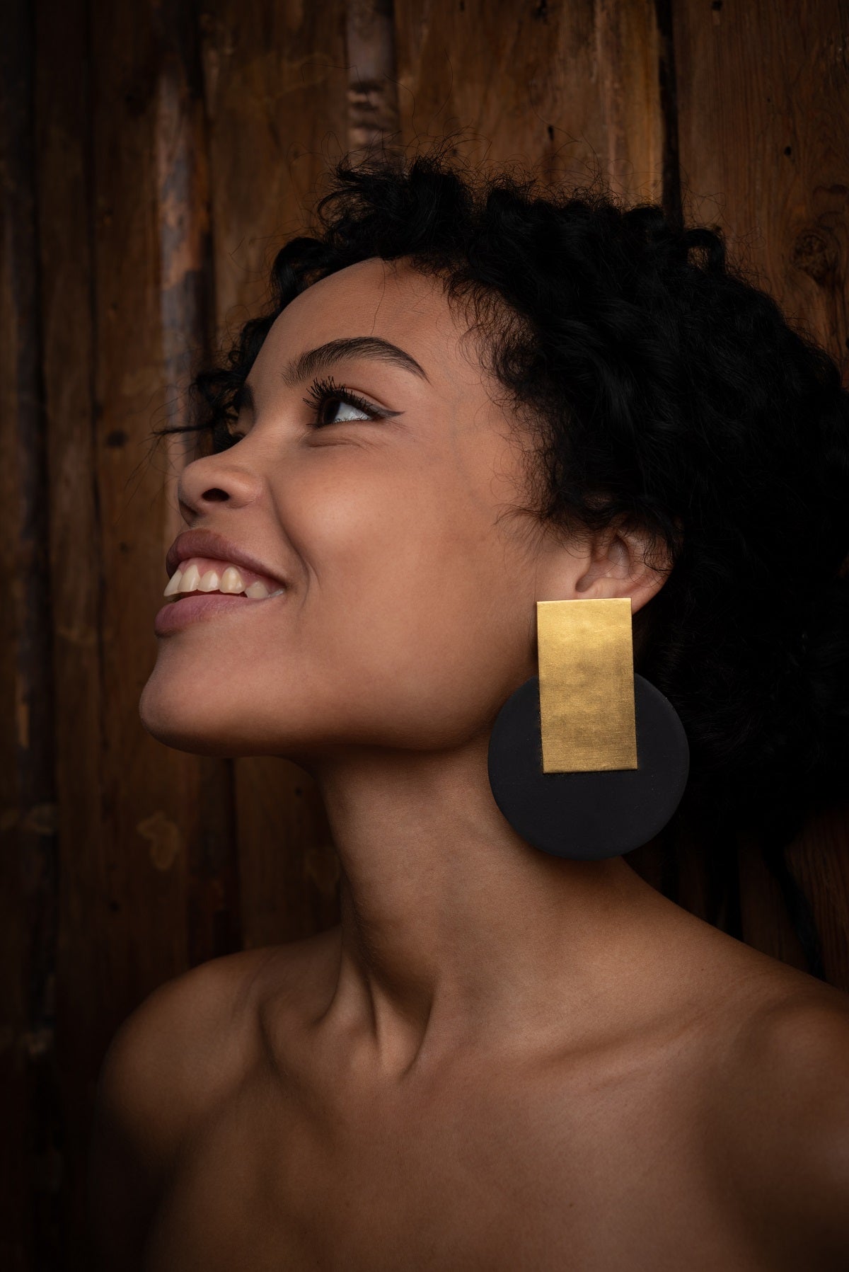 Egypt Gold Earrings/ Gold+Black