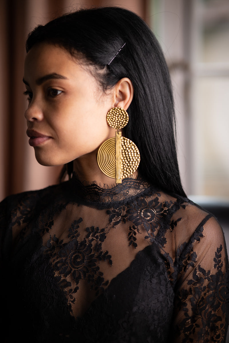 Hammered Spiral Earrings / Gold