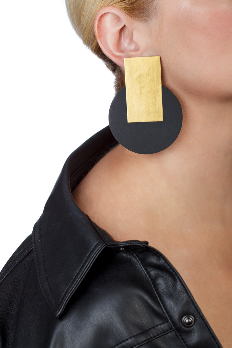 Egypt Gold Earrings/ Gold+Black