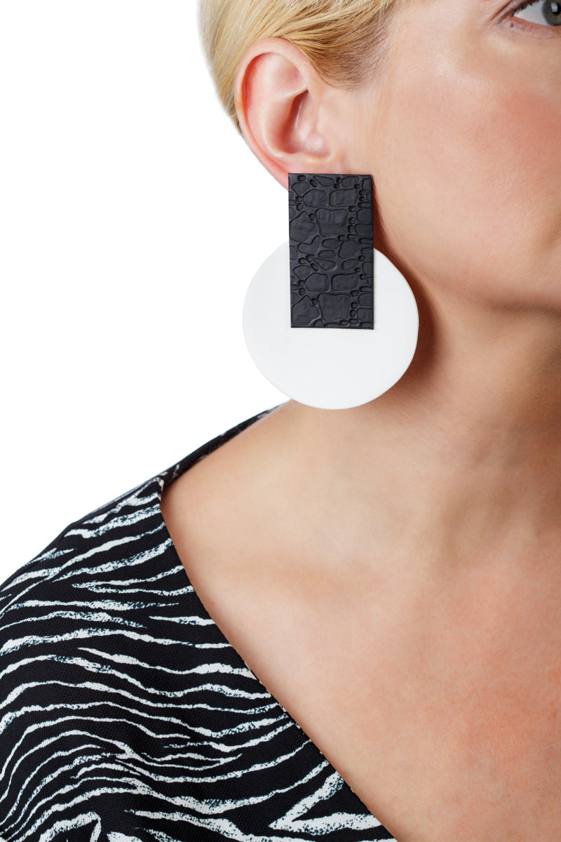 Egypt Earrings/ Black & White