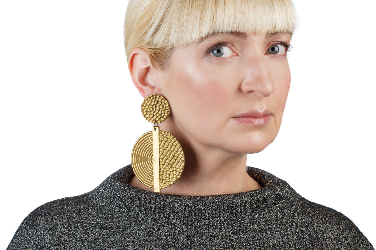 Hammered Spiral Earrings / Gold