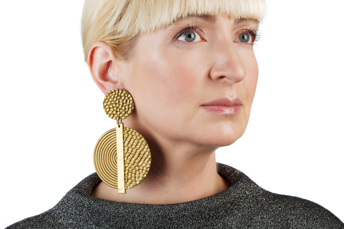 Hammered Spiral Earrings / Gold