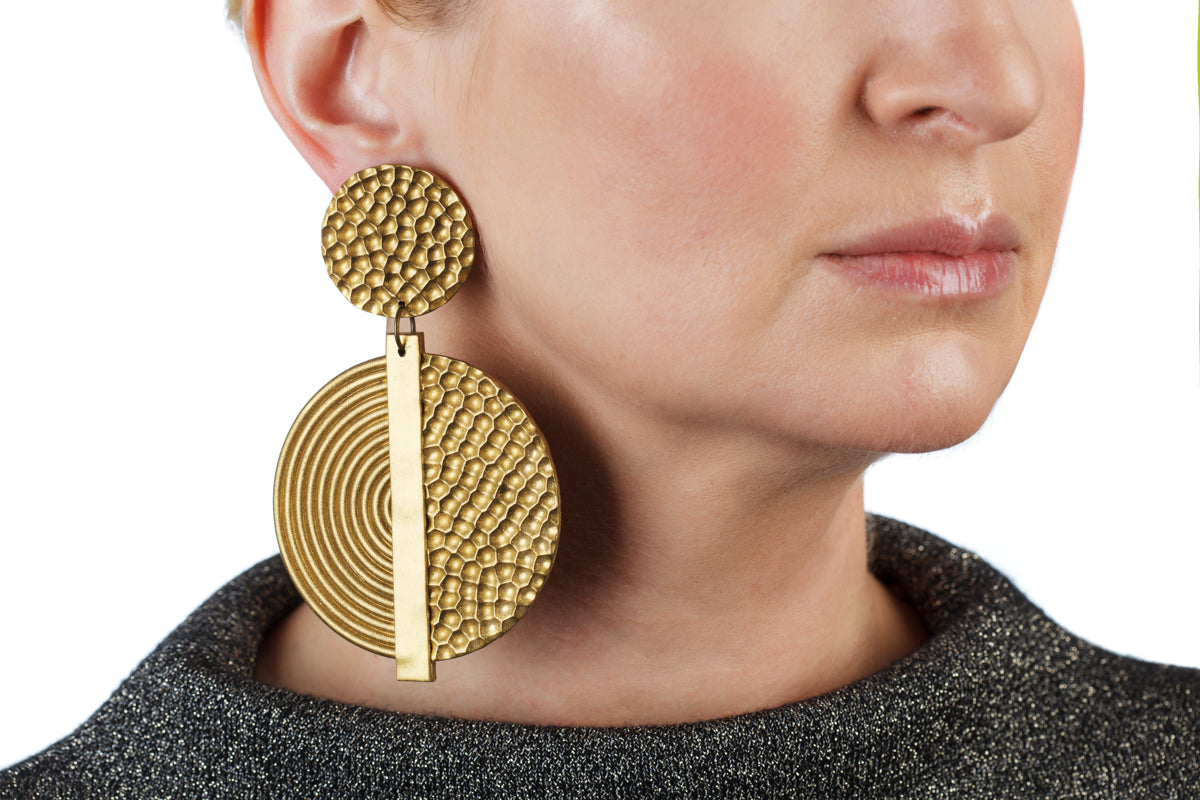 Hammered Spiral Earrings / Gold
