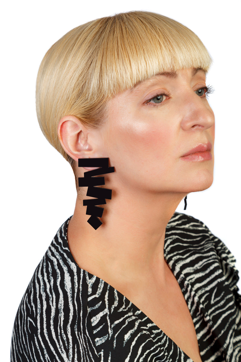 PlexiGlass Mirror-Black ZigZag Earrings / Black