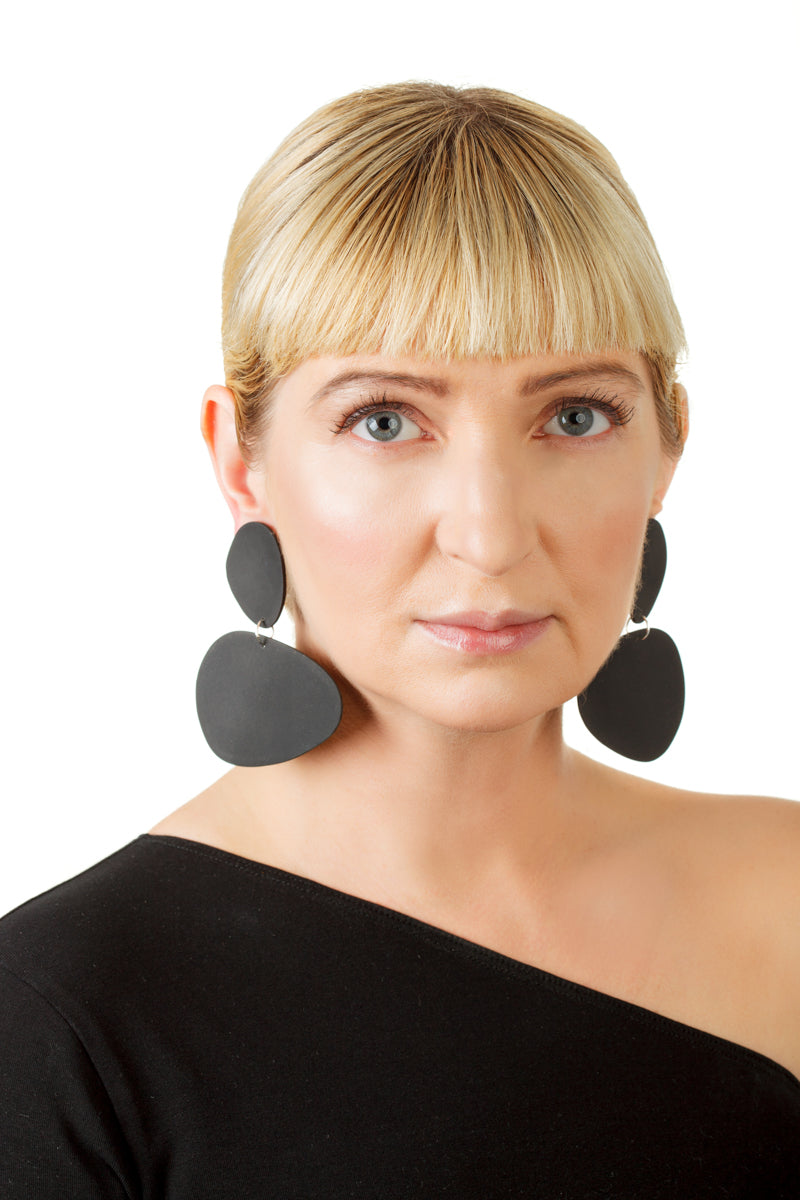 Pebbles Earrings/ Black