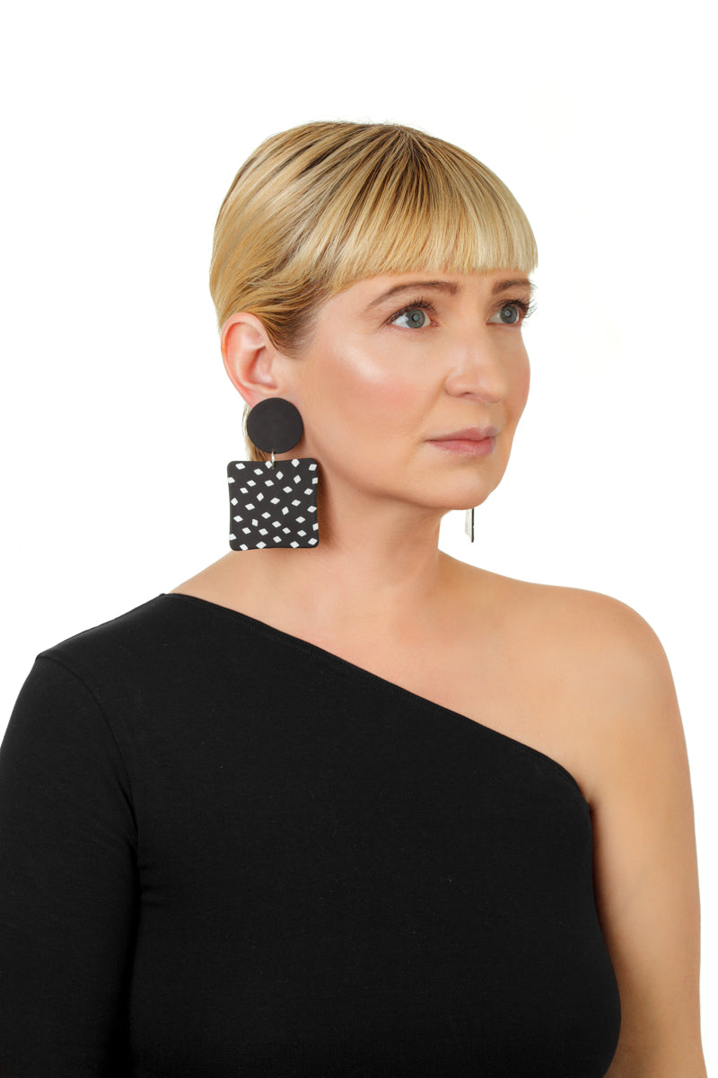 Сookies Earrings/ Black+White