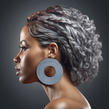 Load image into Gallery viewer, Spiral Hoop Earrings/ Silver
