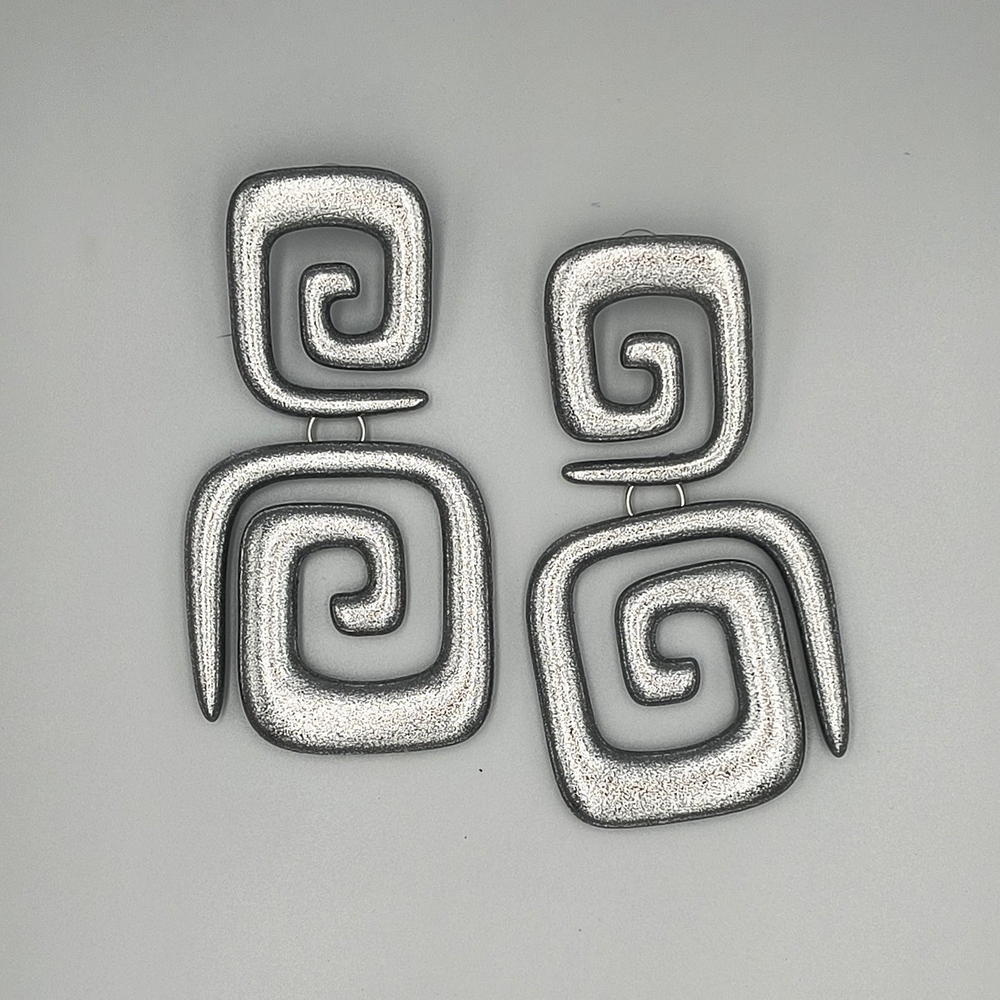 Shimmering Twists Earrings / Silver