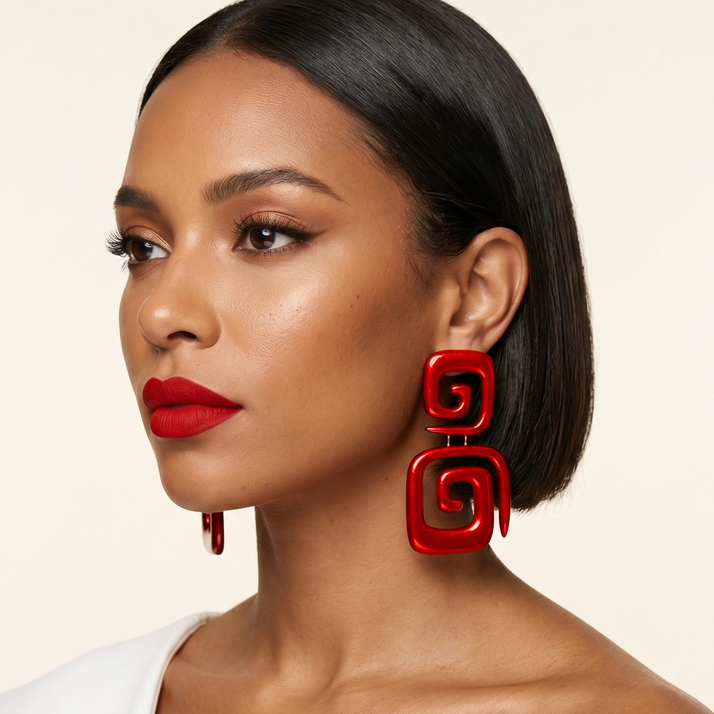 Shimmering Twists Earrings / Red