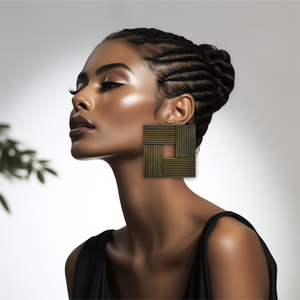 Geometric Ornament Earrings / Gold