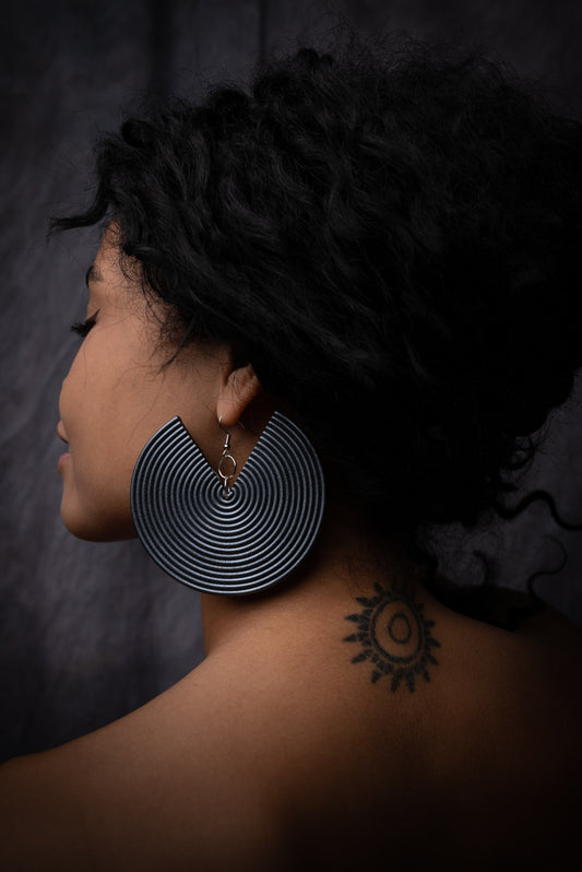 African Spiral Earrings / Grey