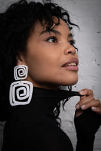 Load image into Gallery viewer, PlexiGlass Mirror-White Spiral Double Square Earrings / White
