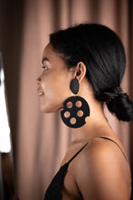 Load image into Gallery viewer, Black Cheese Earrings/ Black
