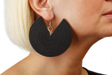 Load image into Gallery viewer, African Spiral Earrings / Matte Black
