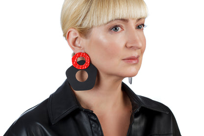 Five-Finger Hoop Earrings/ Red+Black