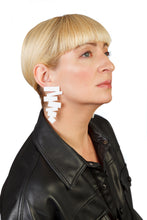 Load image into Gallery viewer, PlexiGlass Mirror-White ZigZag Earrings / White
