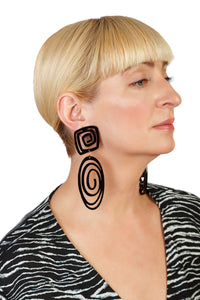 PlexiGlass Mirror-Black Oval Spiral Earrings / Black