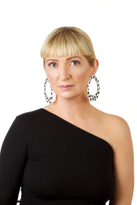 Hoop Earrings/ White+Black