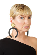 Load image into Gallery viewer, C-Hoop Earrings / Gold+Black
