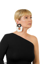 Load image into Gallery viewer, Five-Finger Hoop Earrings/ Black+White
