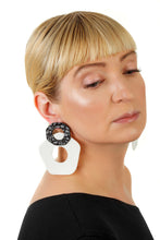 Load image into Gallery viewer, Five-Finger Hoop Earrings/ Black+White

