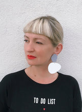 Load image into Gallery viewer, Pebbles Earrings/ Gray+White
